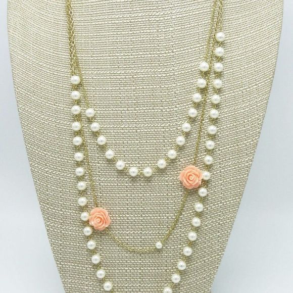 Zoes's Zoo Jewelry - New Retro Simulated Pearl & Peach Roses on Gold Chain Necklace